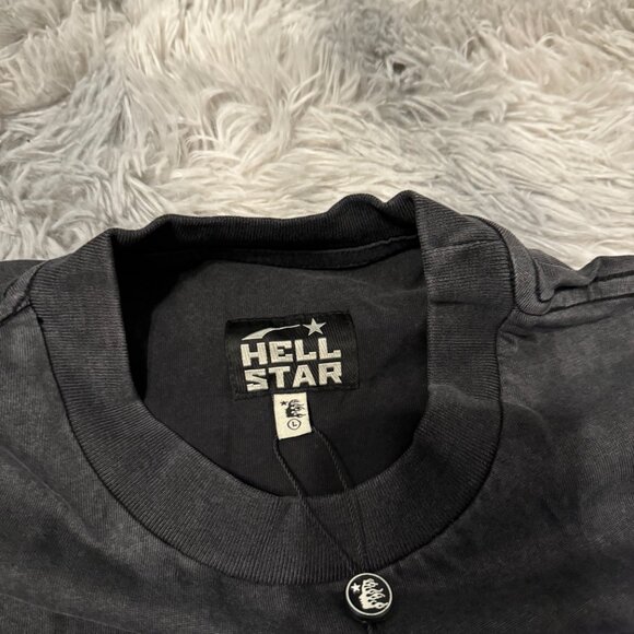 Hellstar Future By The Star Helmet T-Shirt Men’s Size Large - Picture 2 of 3